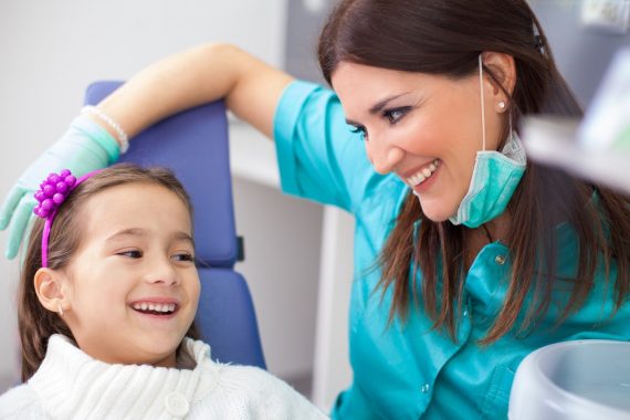 Sourire Plateau Paro Plateau Clinique de parodontie et d'implantologie du Plateau Montreal Clinique Dentaire Dentistes